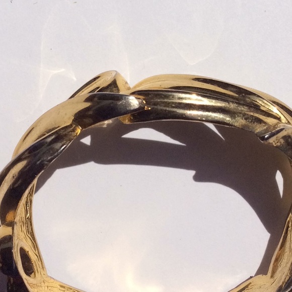 Fashion Jewelry | Hinged Goldtone Bracelet - Picture 6 of 7